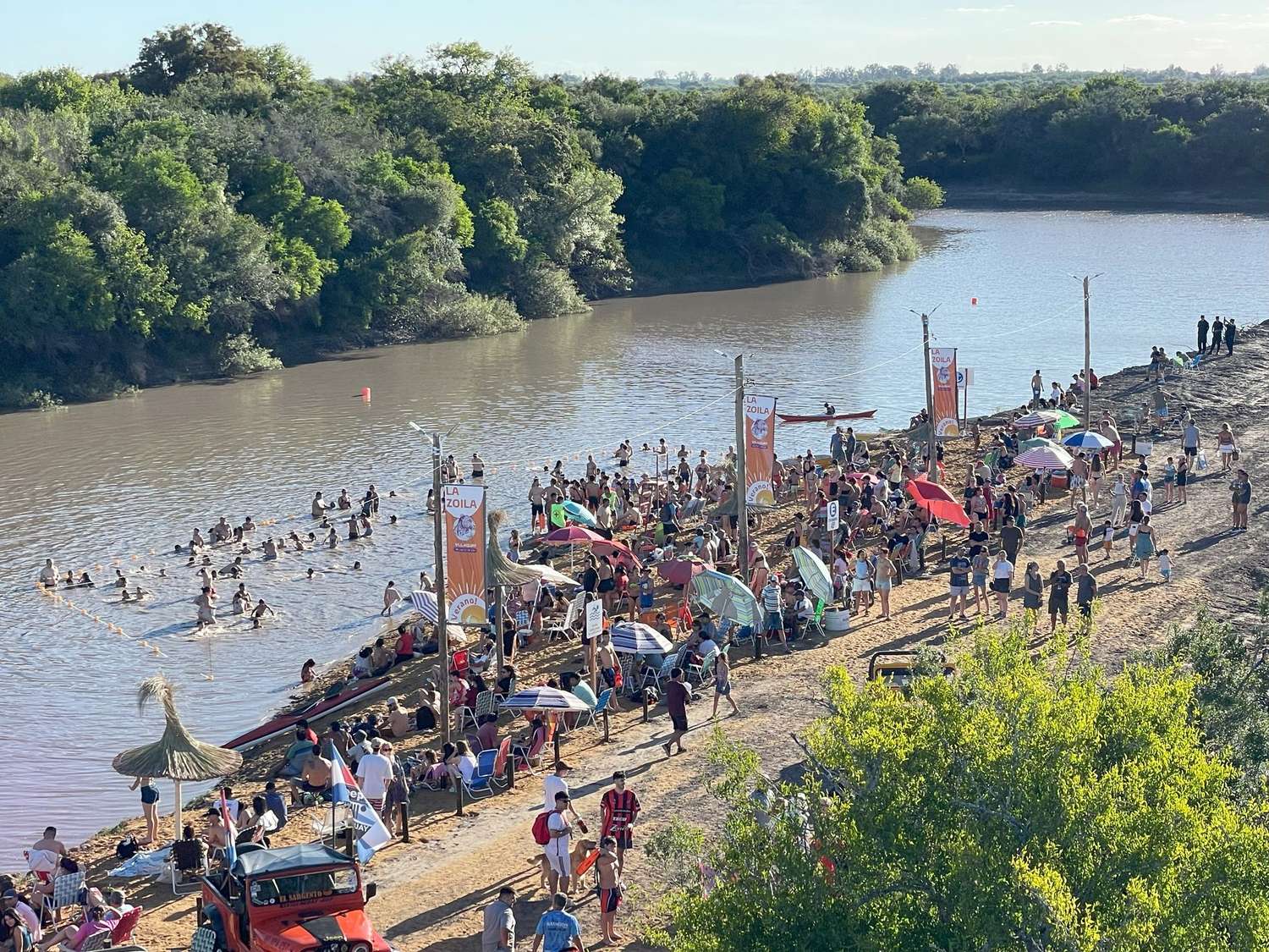 Inauguración del parque balneario La Zoila: Una jornada a puro sol