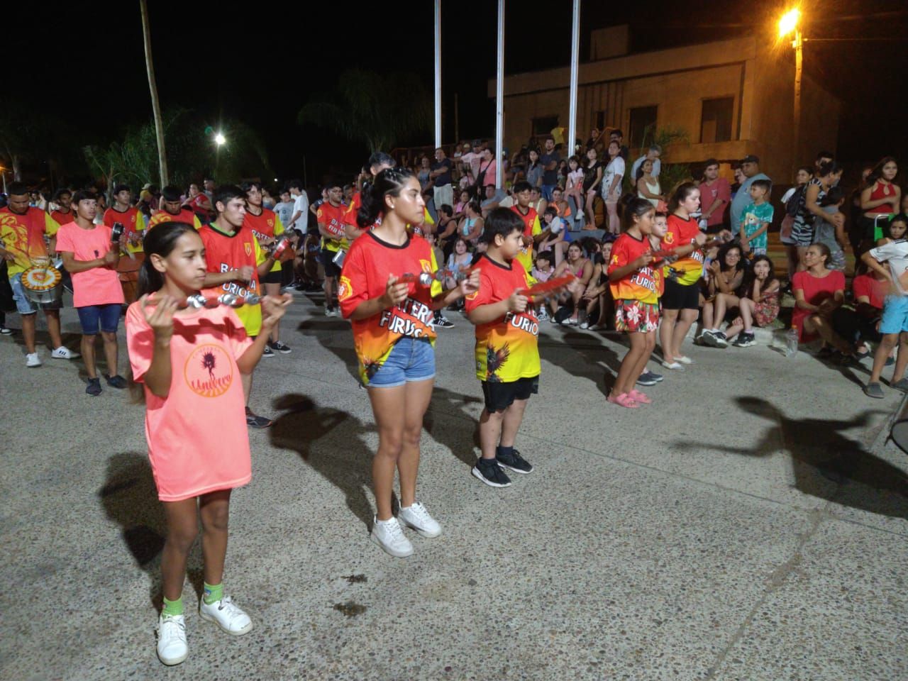 Comparsa Univerá llega con su Magia de Carnaval