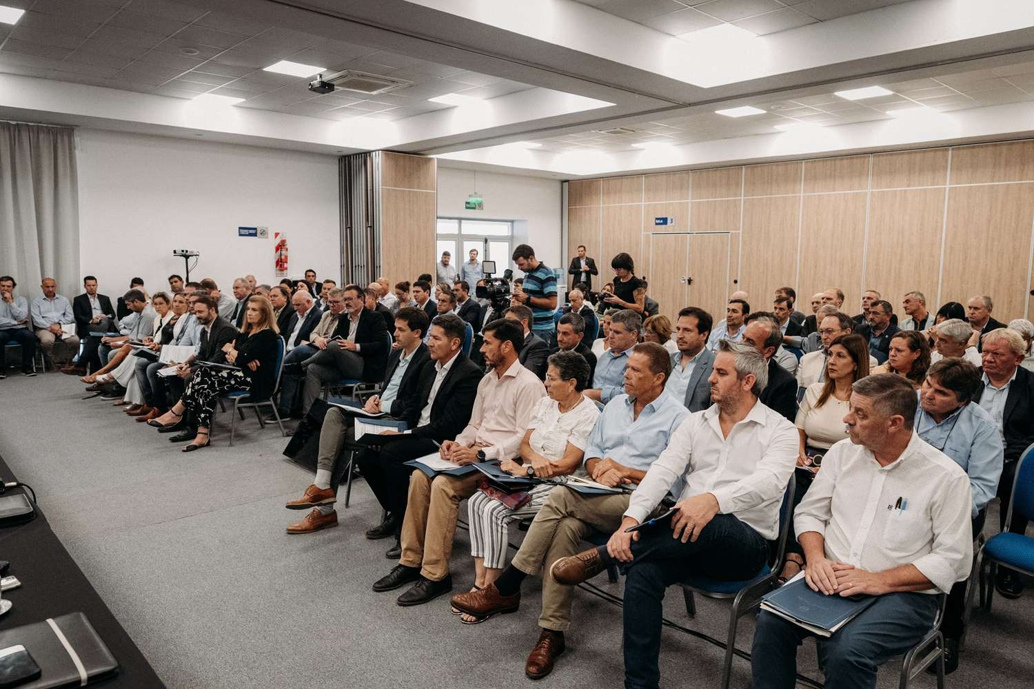Frigerio encabezó un encuentro con intendentes entrerrianos para coordinar gestión y obras