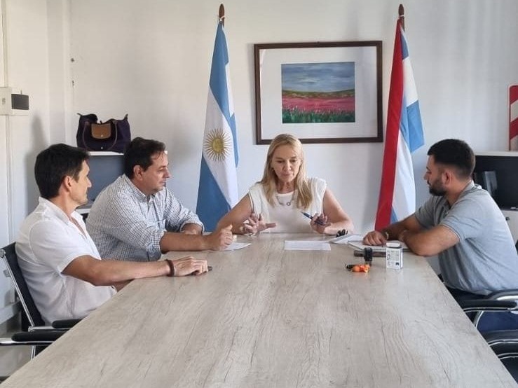 Reunión entre el municipio y la UNER para fortalecer
la colaboración estratégica
