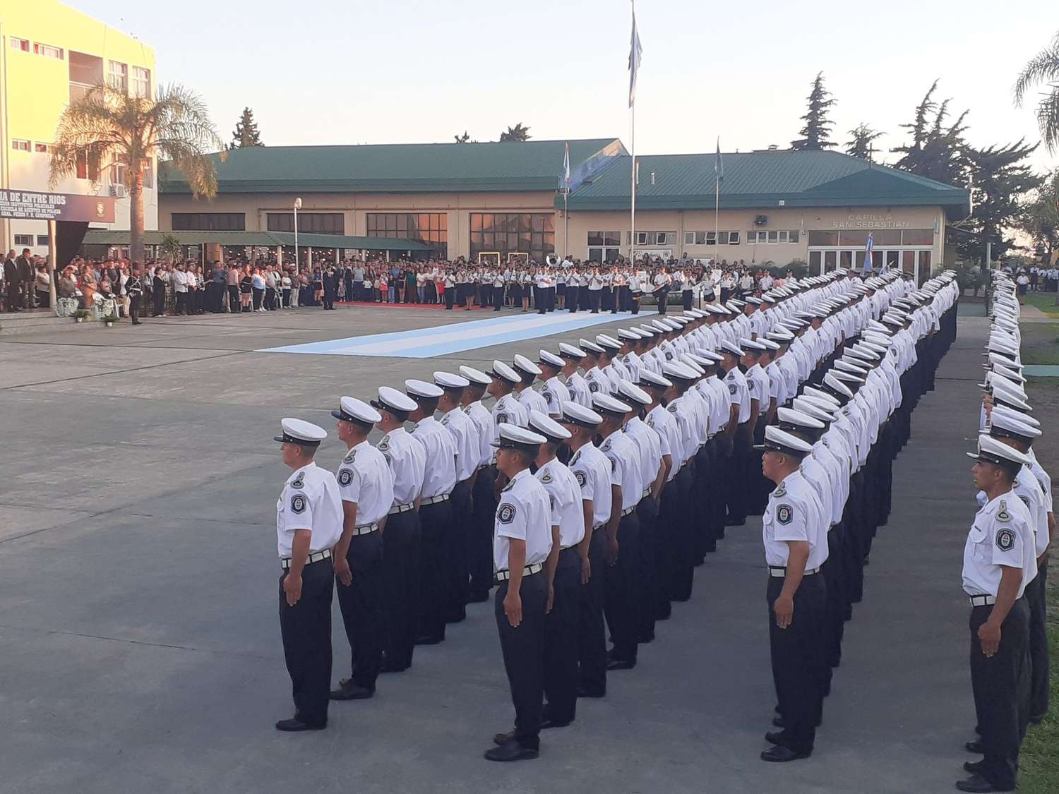 308 nuevos agentes egresaron de la Escuela de Policía de Entre Ríos