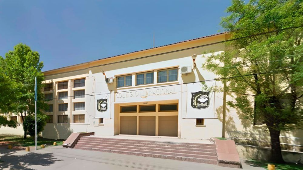 La Escuela Normal Superior Martiniano Leguizamón Invita a la comunidad a contribuir con material fotográfico