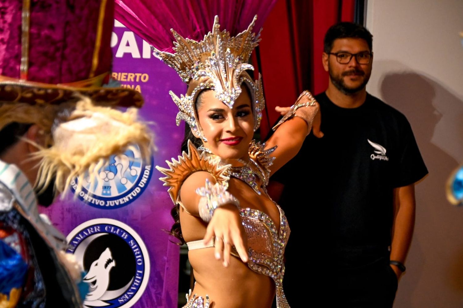 Alegría y emoción durante las presentaciones de las comparsas.