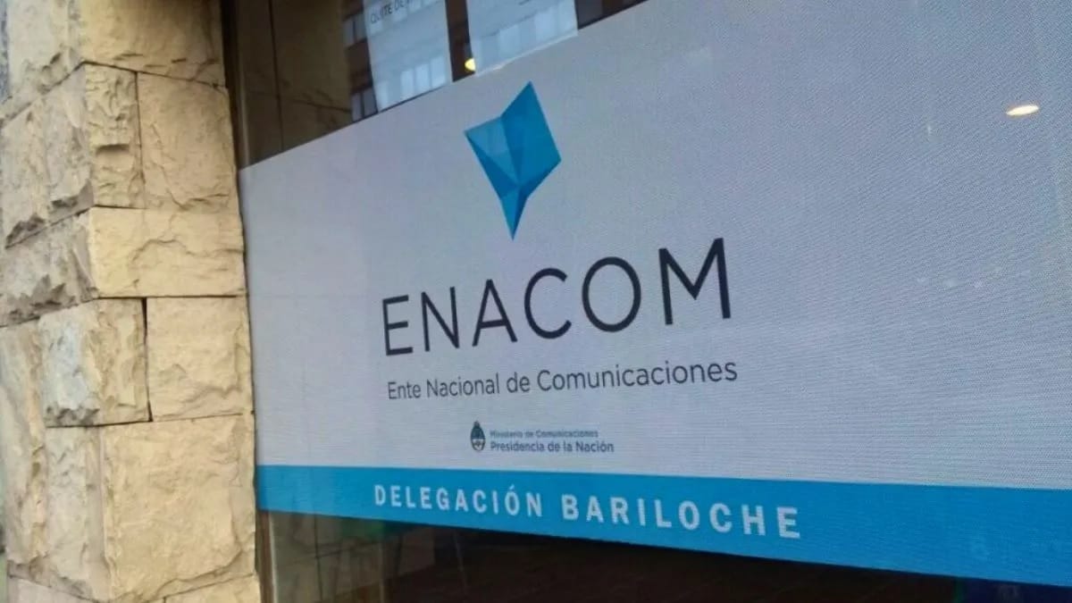 Rechazo a la eliminación de señales informativas federales en la grilla televisiva