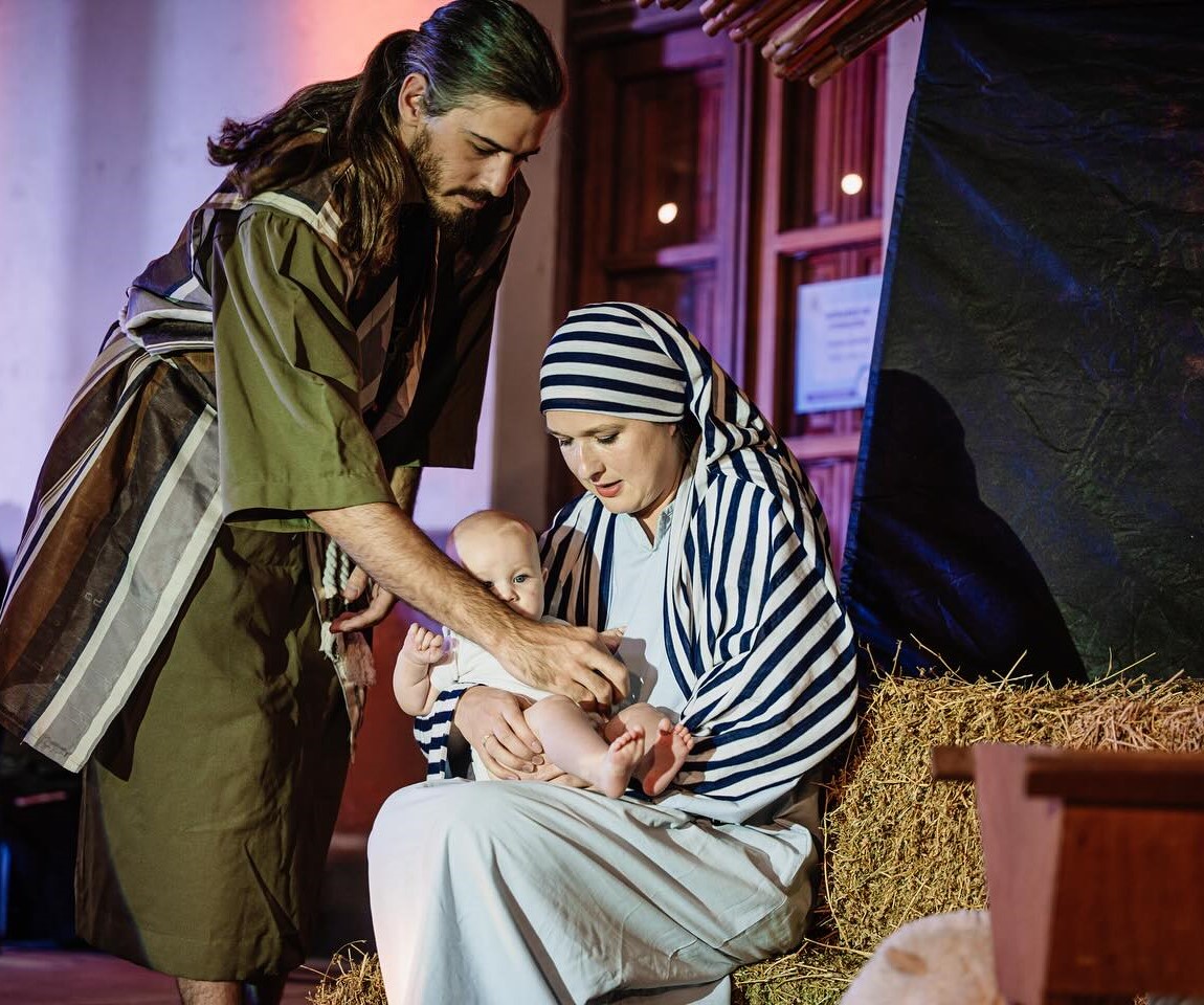 Reflexiones sobre la Navidad: Un llamado a la esencia de la celebración