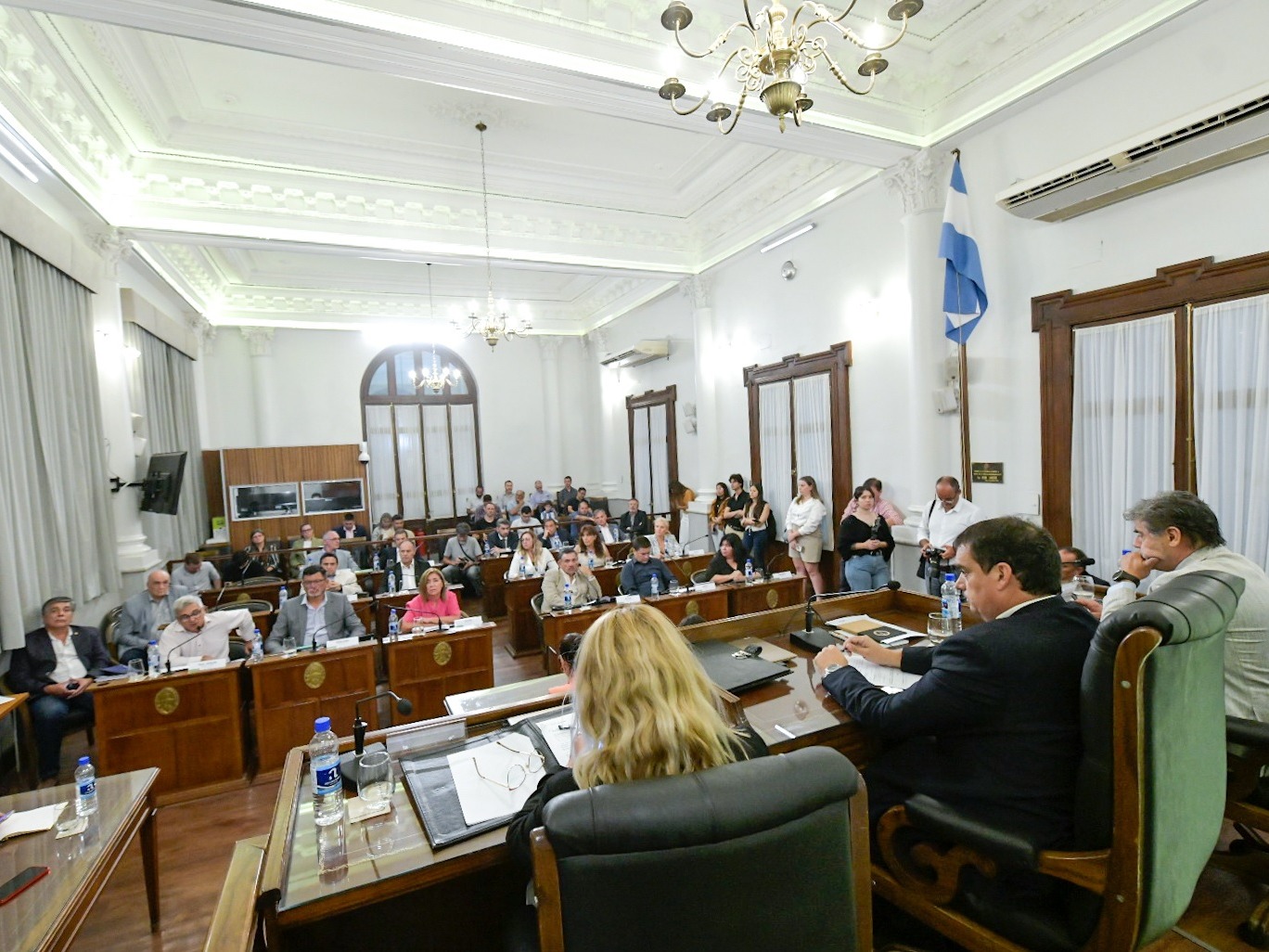 Los senadores trataron en esta ocasión el expediente Nº 27.856, proyecto de Ley de autoría del Poder Ejecutivo.