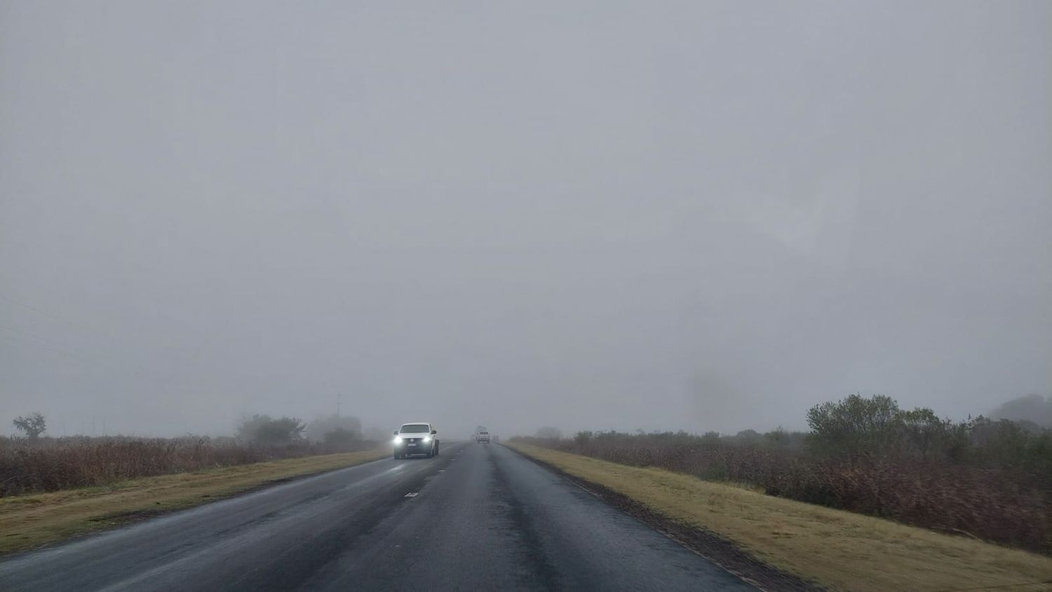 Alerta amarilla: lluvias intensas, granizo y ráfagas de viento durante la noche de hoy y la madrugada del sábado